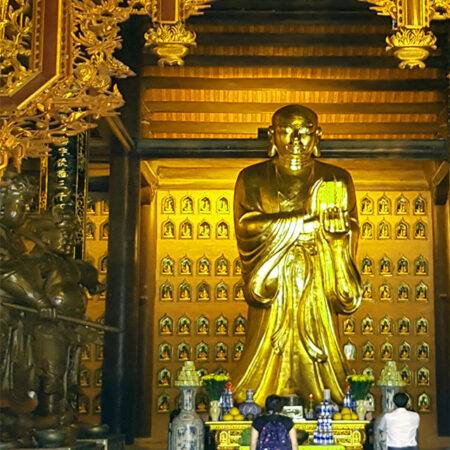 BAI DINH PAGODA – TRANG AN GROTTOES 1 DAY TOUR