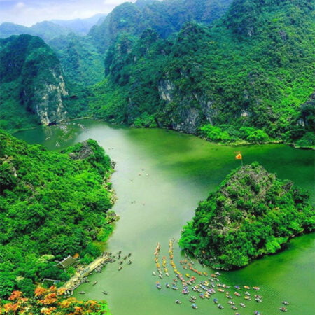Trang An Grottoes Ninh Binh